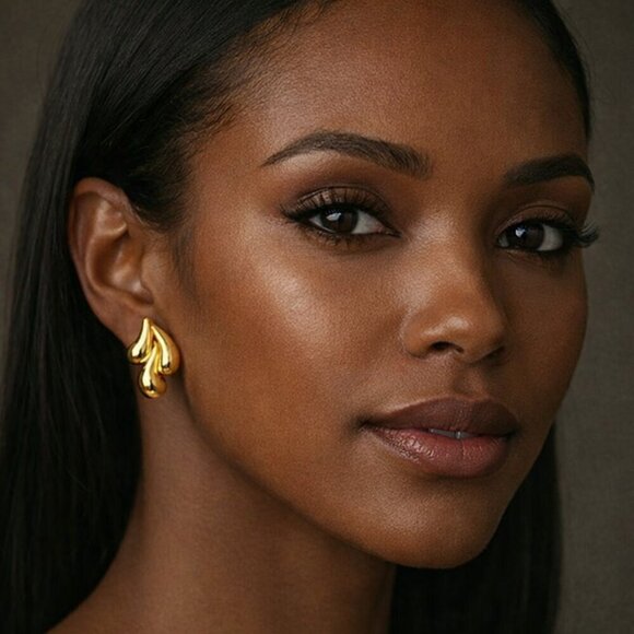 18K Gold Plated Stainless Steel Drop Earrings - Unique Teardrop Design⨠- Picture 9 of 11